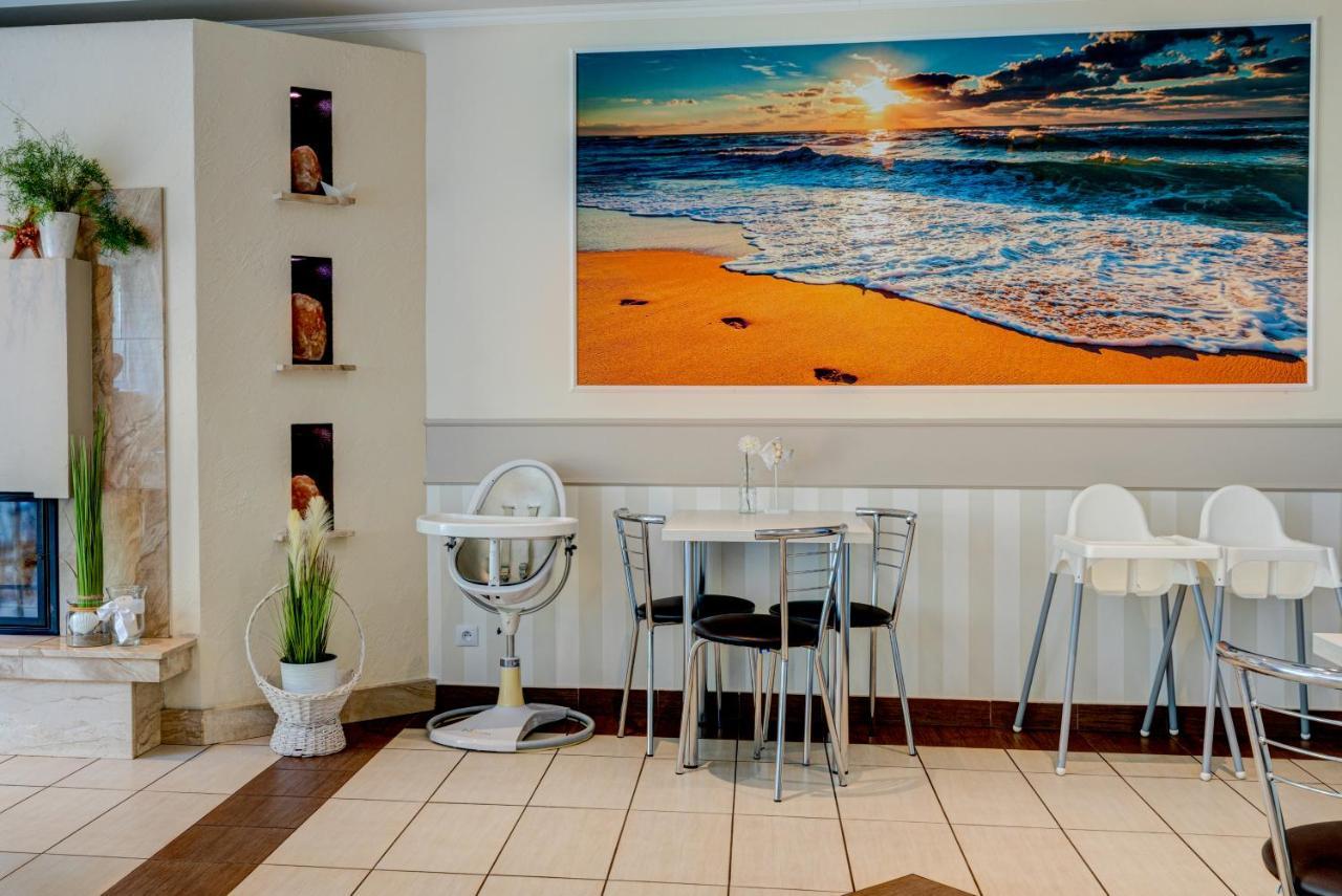 Ambre Mare - Wypoczynek Pod Palmami Bed & Breakfast Pobierowo Eksteriør bilde