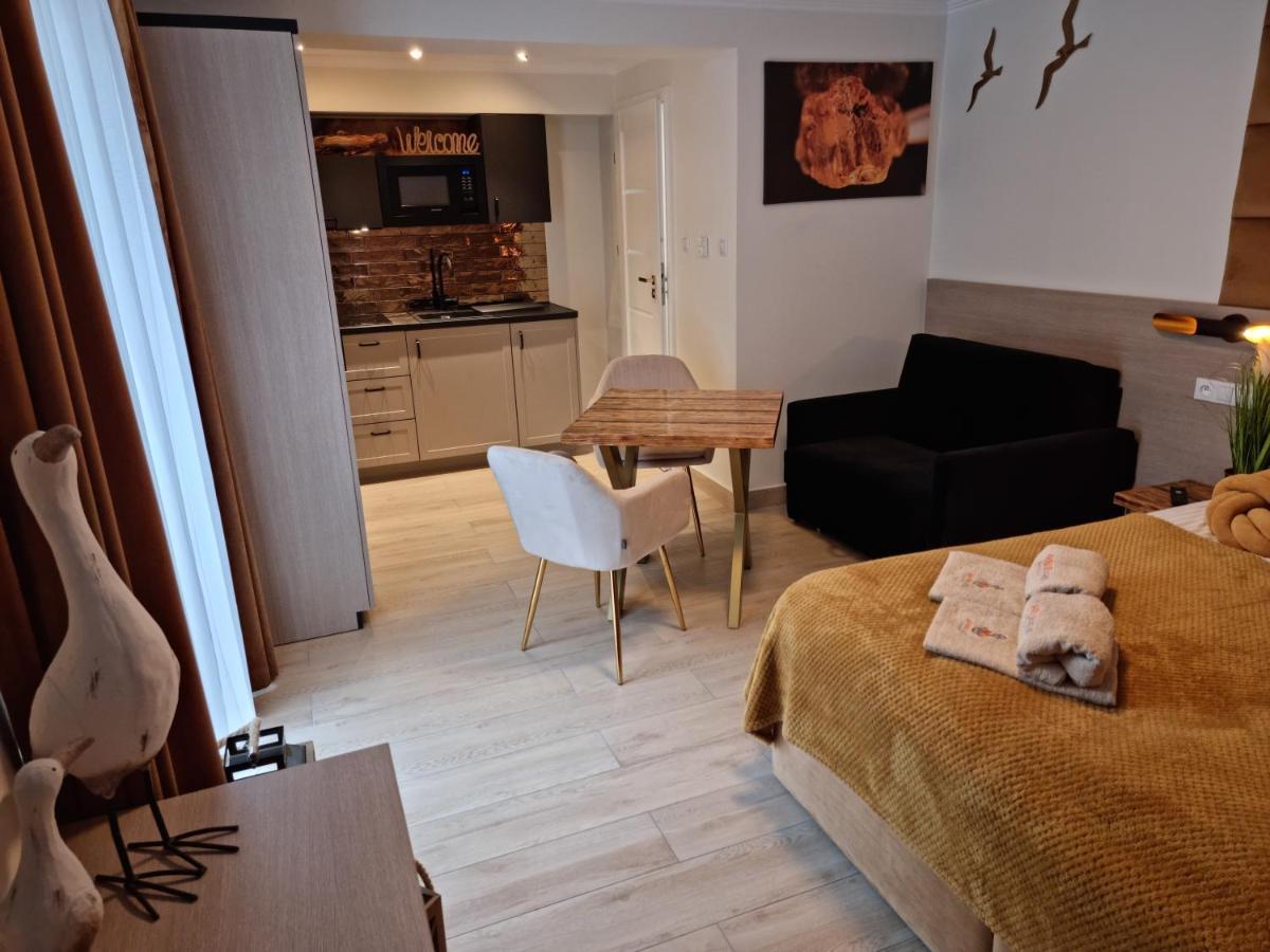 Ambre Mare - Wypoczynek Pod Palmami Bed & Breakfast Pobierowo Eksteriør bilde