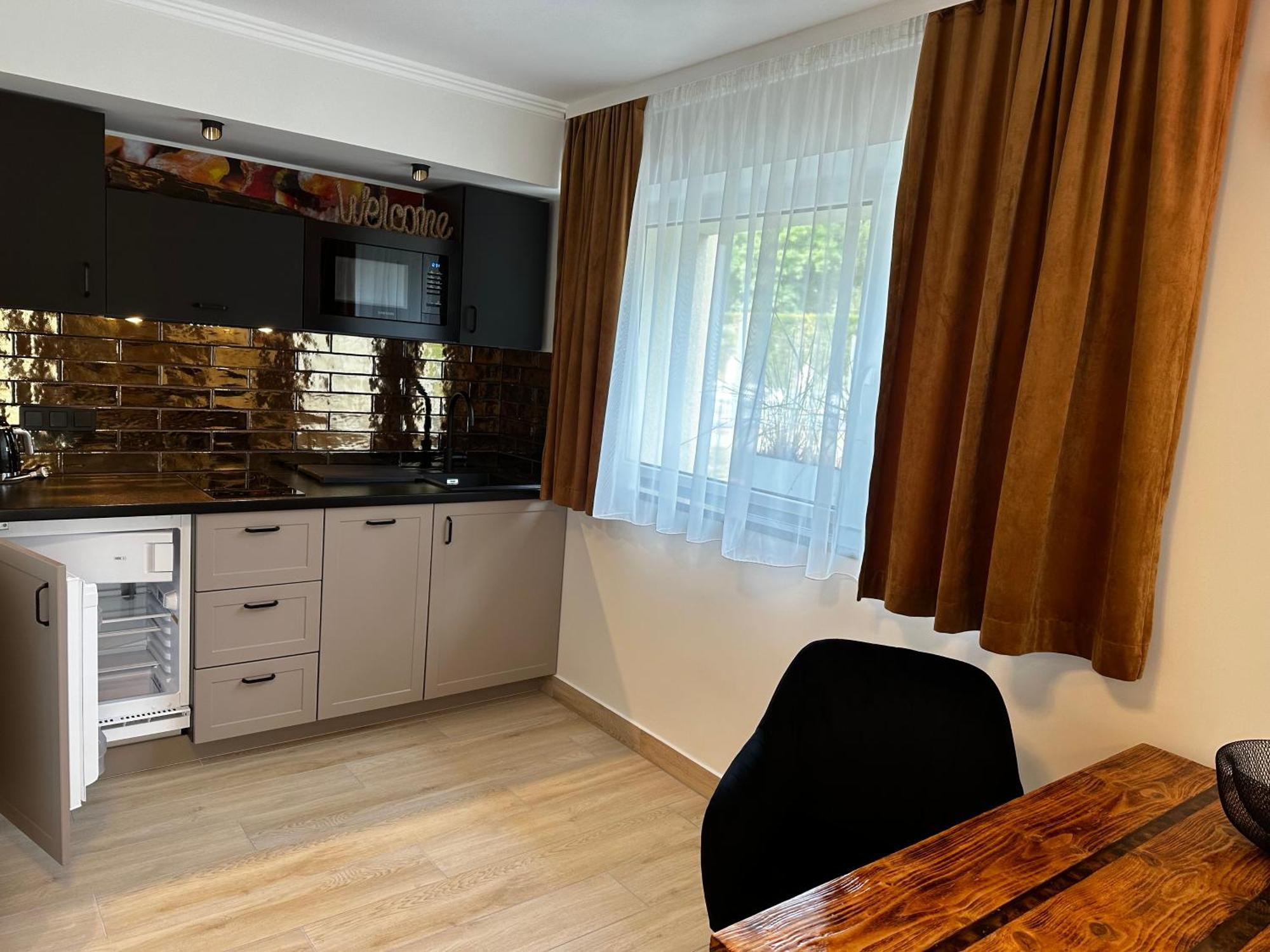 Ambre Mare - Wypoczynek Pod Palmami Bed & Breakfast Pobierowo Eksteriør bilde
