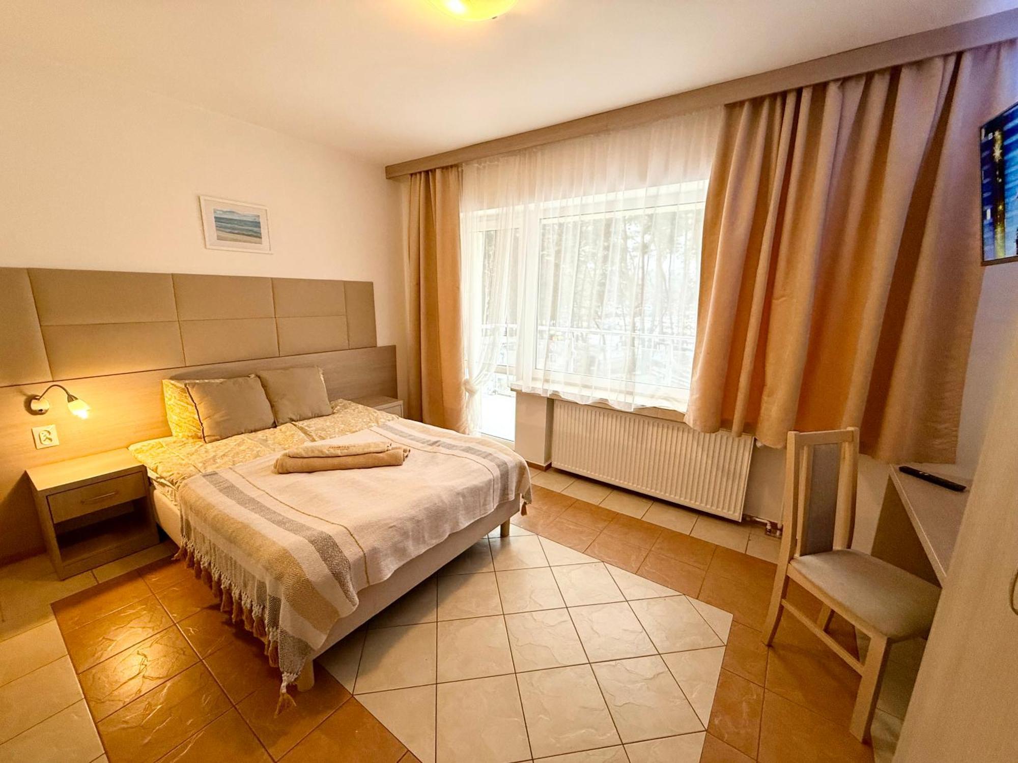Ambre Mare - Wypoczynek Pod Palmami Bed & Breakfast Pobierowo Eksteriør bilde